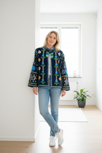 Load image into Gallery viewer, Velvet Suzani Jacket (Short)