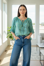 Load image into Gallery viewer, Bella Silk Top