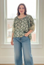 Load image into Gallery viewer, Bella Silk Top