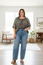 Load image into Gallery viewer, Bella Silk Top