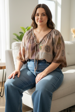 Load image into Gallery viewer, Bella Silk Top