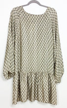 Load image into Gallery viewer, Silk Sari Dress