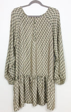 Load image into Gallery viewer, Silk Sari Dress