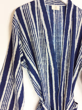 Load image into Gallery viewer, Indigo Blockprinted Kimono