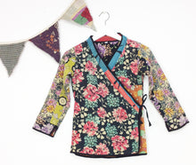 Load image into Gallery viewer, Kantha Jacket 8-10yrs