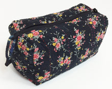 Load image into Gallery viewer, Kantha Toiletry Bag Big
