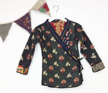 Load image into Gallery viewer, Kantha Jacket 8-10yrs