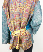 Load image into Gallery viewer, Vintage Silk Sari Kimono Short