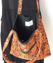 Load image into Gallery viewer, Silk Sari Quilted Bag