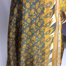 Load image into Gallery viewer, Vintage Sari Wrap Skirt