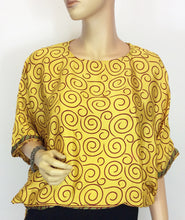 Load image into Gallery viewer, Bella Top