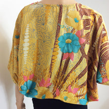 Load image into Gallery viewer, Bella Top