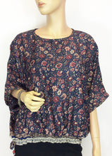 Load image into Gallery viewer, Bella Top