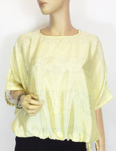 Load image into Gallery viewer, Bella Top