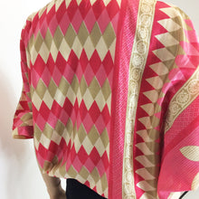 Load image into Gallery viewer, Bella Top