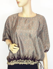 Load image into Gallery viewer, Bella Top