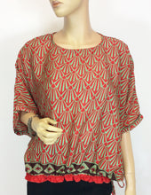 Load image into Gallery viewer, Bella Top