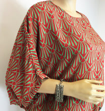 Load image into Gallery viewer, Bella Top