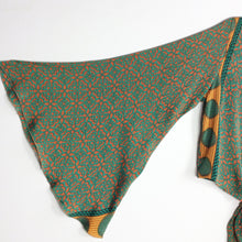Load image into Gallery viewer, Sari Wrap Top