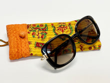 Load image into Gallery viewer, Sari Eyeglass Case