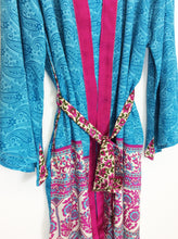 Load image into Gallery viewer, Vintage Sari Kimono Long