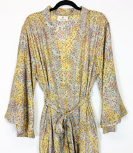 Load image into Gallery viewer, Vintage Sari Kimono Long