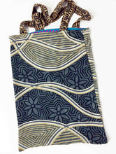 Load image into Gallery viewer, Vintage Silk Sari Tote