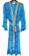 Load image into Gallery viewer, Vintgae Sari Kimono Long