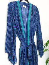 Load image into Gallery viewer, Vintage Sari Kimono Short