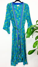 Load image into Gallery viewer, Vintage Sari Kimono Long
