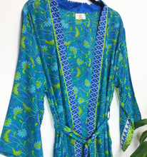 Load image into Gallery viewer, Vintage Sari Kimono Long
