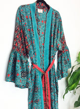 Load image into Gallery viewer, Vintage Sari Kimono Long
