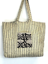 Load image into Gallery viewer, Blockprint Quilted Bag
