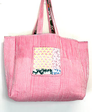 Load image into Gallery viewer, Blockprint Quilted Bag
