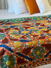 Load image into Gallery viewer, SUZANI Kantha
