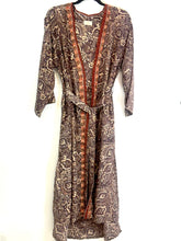 Load image into Gallery viewer, Vintage Sari Kimono Long

