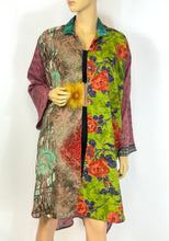 Load image into Gallery viewer, Vintage Silk Sari Long Shirt
