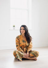 Load image into Gallery viewer, Vintage Kantha Kimono Robe
