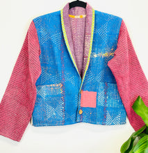 Load image into Gallery viewer, Kantha Jacket Short  S/M
