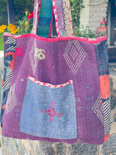 Load image into Gallery viewer, Sari Kantha Tote Bag
