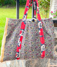 Load image into Gallery viewer, Kantha Shopping Big Bag
