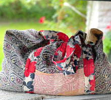 Load image into Gallery viewer, Kantha Shopping Big Bag
