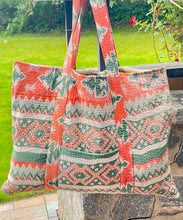 Load image into Gallery viewer, Kantha Shopping Big Bag
