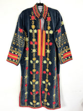 Load image into Gallery viewer, Velvet Suzani Long Jacket
