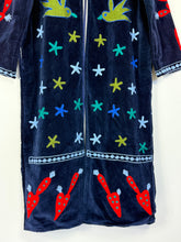 Load image into Gallery viewer, Velvet Suzani Long Jacket
