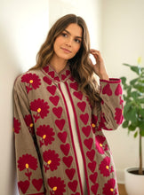 Load image into Gallery viewer, Velvet Suzani Long Jacket
