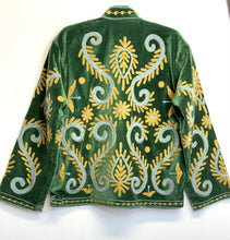 Load image into Gallery viewer, Velvet Suzani Jacket (Short)
