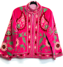 Load image into Gallery viewer, Velvet Suzani Jacket (Short)
