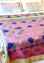 Load image into Gallery viewer, SUZANI Kantha
