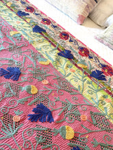 Load image into Gallery viewer, SUZANI Kantha
